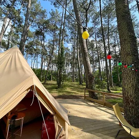 Tente Indiana Pins - La Teouleyre Luxury tent Saint-Julien-en-Born