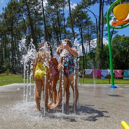Tente Indiana Pins - La Teouleyre אוהל מפואר *